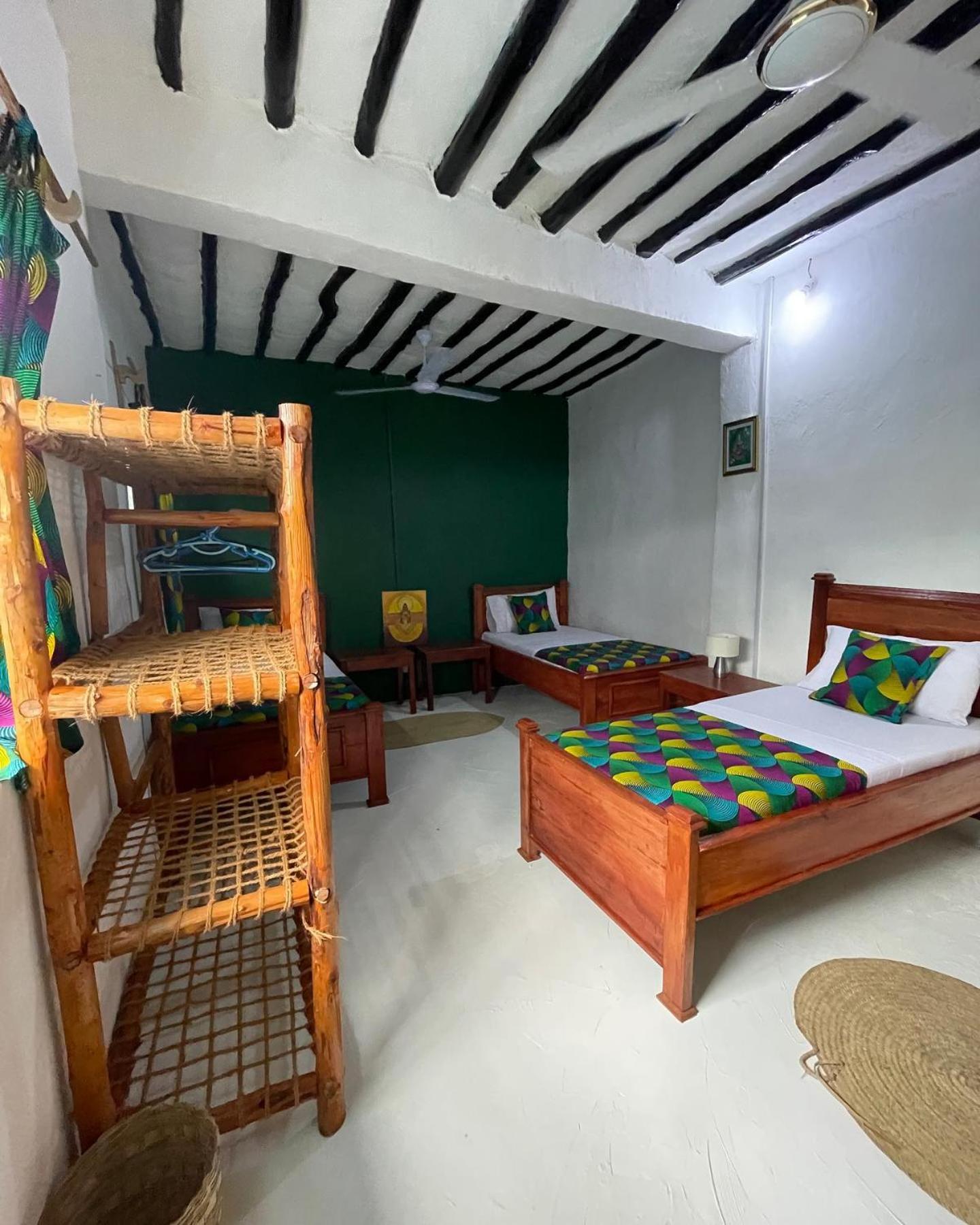 לינה וארוחת בוקר Malaika House פאג'ה מראה חיצוני תמונה